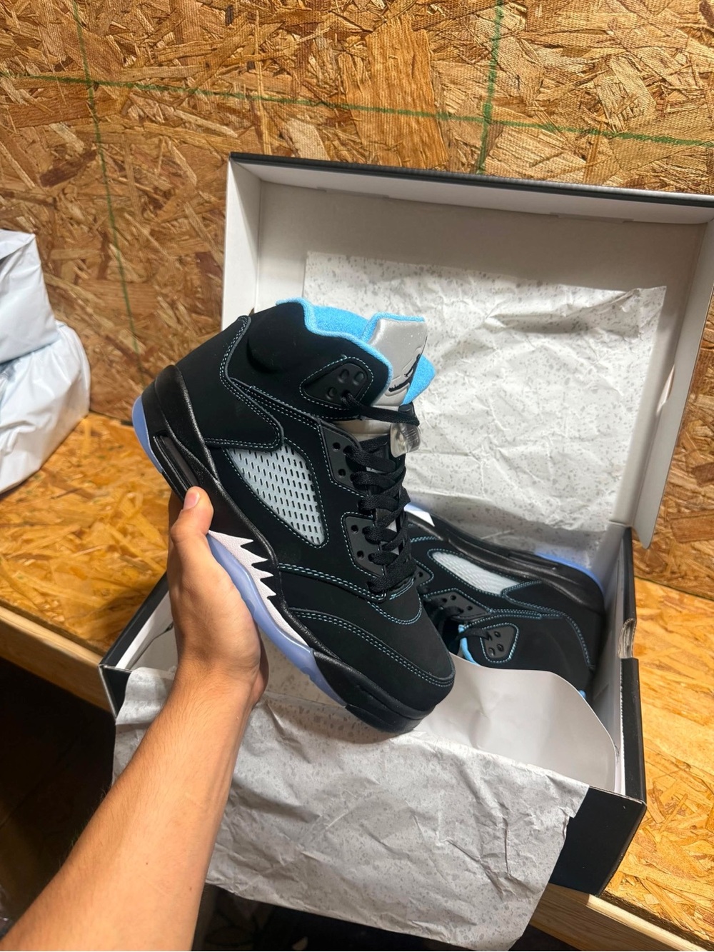 Air Jordan 5 Retro ‘UNC’ (Men Sizes)